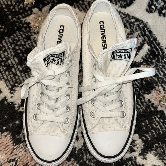 Converse - Picture 2 of 4